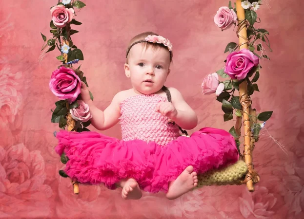 Źródło: https://foto-dzieciaki.lodz.pl/galeria/fotografia-dziecieca/